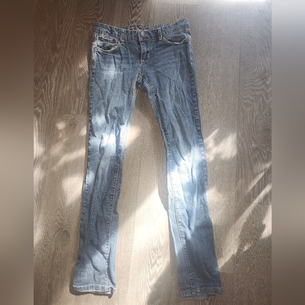 RUE21 Vinatge 2000s slightly flared skinny jeans low rise old denim